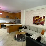 Condor Center Appartement Tirana