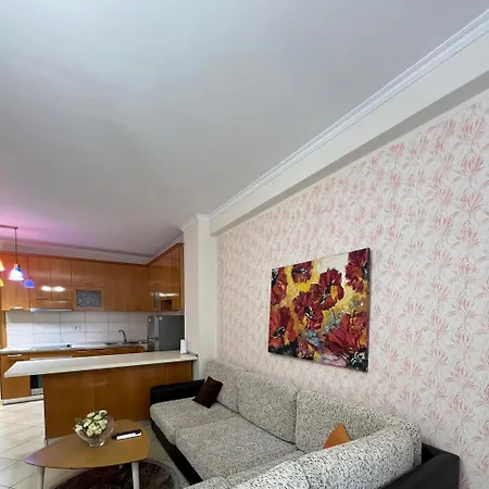 Condor Center Apartment